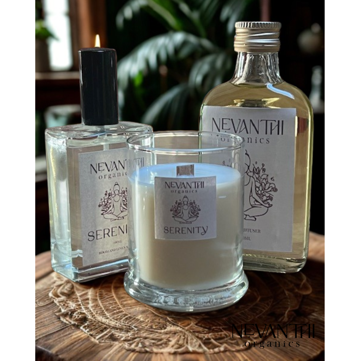 Serenity Soy Wax Candle with Wooden Wick - Sandalwood and Frankincense