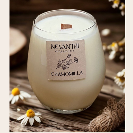 Chamomilla Soy Wax Candle, Wooden Wick, Chamomile & Lavender - Nevanthi Organics